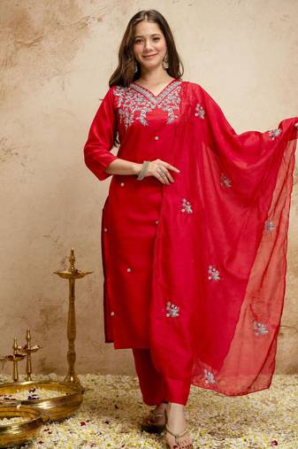 Red color chanderi partywear readymade salwar kameez for graceful looks