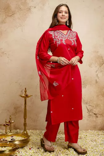 Red color chanderi partywear readymade salwar kameez for graceful looks