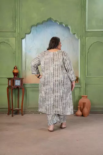 Grey color rayon slub printed plus size kurta set for girls
