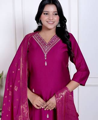 Magenta color vetican beautiful ceremonial heavy looks salwar kameez 3