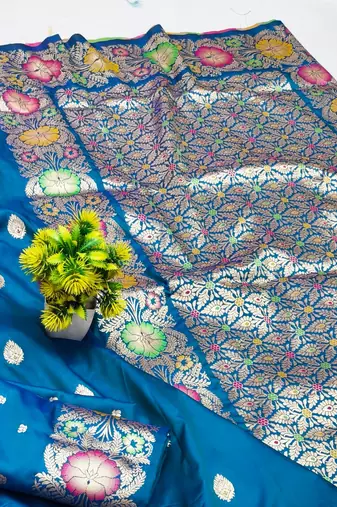 Blue zari woven silk blend saree with blouse piece