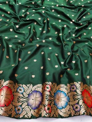 Dark green zari woven silk blend saree with blouse piece 4