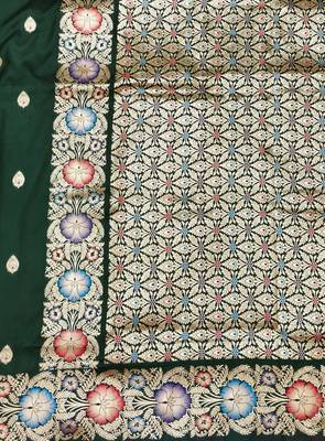 Dark green zari woven silk blend saree with blouse piece 5