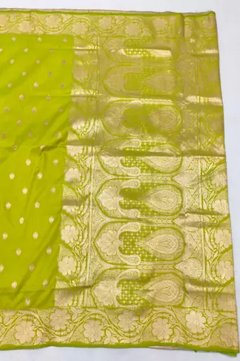 Lime zari woven silk blend saree with blouse piece