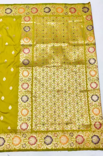 Lime zari woven silk blend saree with blouse piece