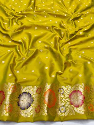 Lime zari woven silk blend saree with blouse piece 4