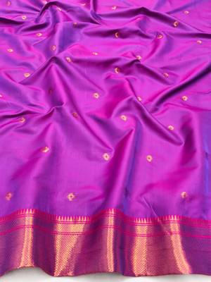 Rama zari woven paithani silk blend saree with blouse piece 4