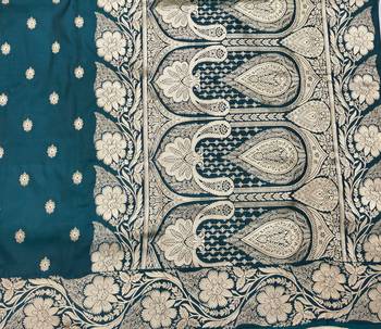 Firozi zari woven silk blend saree with blouse piece 5