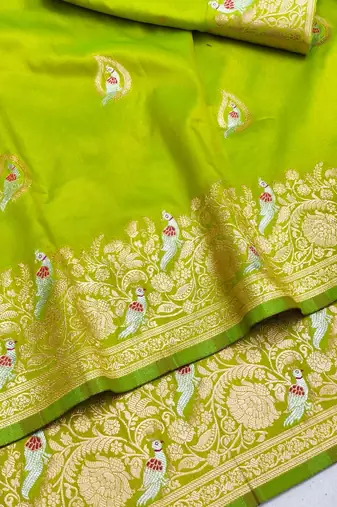 Lime zari woven silk blend saree with blouse piece