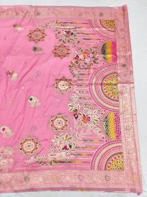 Pink zari woven silk blend saree with blouse piece 2