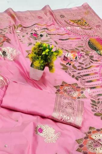Pink zari woven silk blend saree with blouse piece
