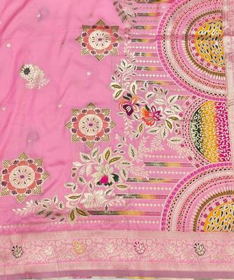 Pink zari woven silk blend saree with blouse piece 5