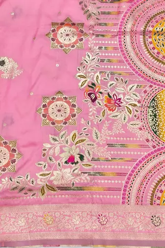 Pink zari woven silk blend saree with blouse piece