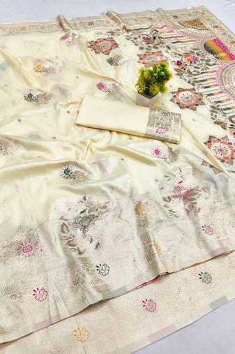 Cream zari woven banarasi silk blend saree with blouse piece