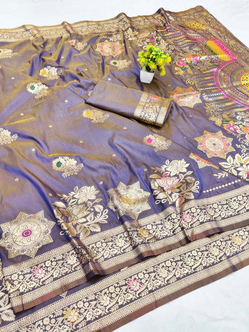 Lavender zari woven banarasi silk blend saree with blouse piece
