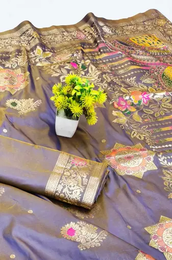 Lavender zari woven silk blend saree with blouse piece