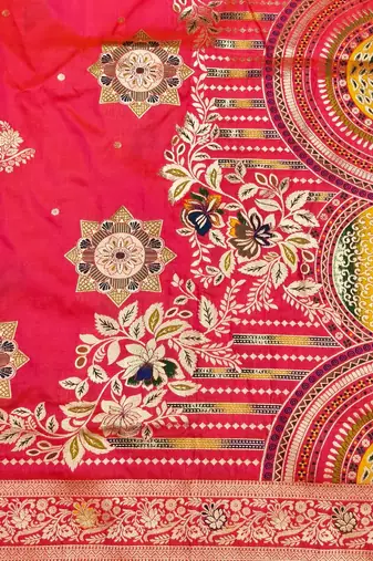 Rani pink zari woven silk blend saree with blouse piece