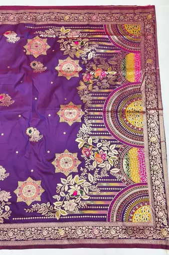 Purple zari woven silk blend saree with blouse piece