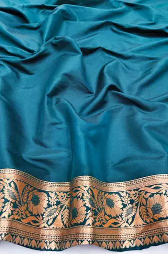 Firozi zari woven silk blend saree with blouse piece