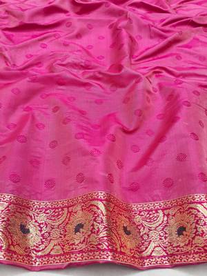 Light blue zari woven silk blend saree with blouse piece 4