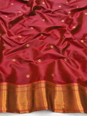 Firozi zari woven paithani silk blend saree with blouse piece 4