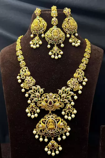 Antique Matte Lakshmi Necklace Set with Peacock Earrings & Maang Tika – Traditional Indian Bridal Jewelry
