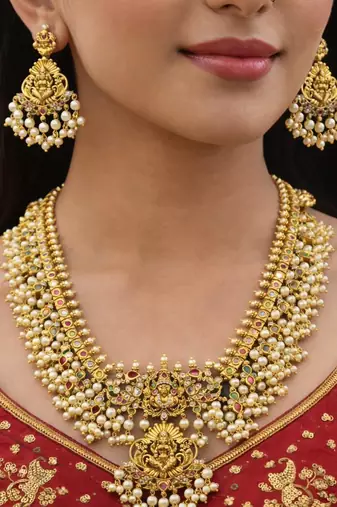 Antique Gold Temple Jewelry Set – Goddess Lakshmi Haram Necklace, Pearl Earrings
