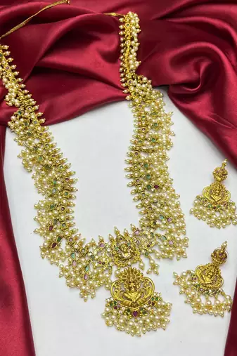 Antique Gold Temple Jewelry Set – Goddess Lakshmi Haram Necklace, Pearl Earrings