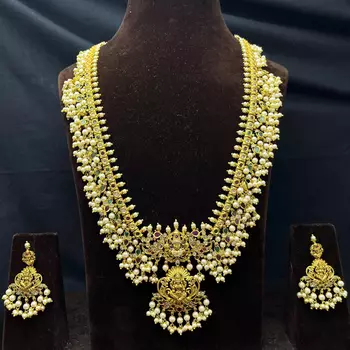 Antique Gold Temple Jewelry Set – Goddess Lakshmi Haram Necklace, Pearl Earrings 3