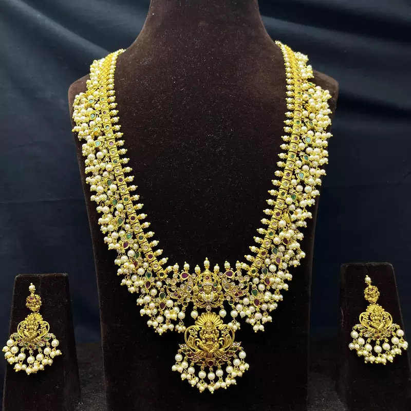 Antique Gold Temple Jewelry Set – Goddess Lakshmi Haram Necklace, Pearl Earrings