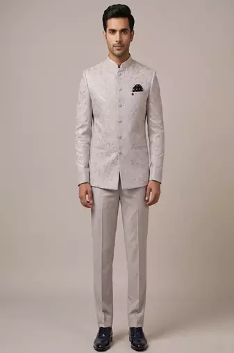 Ivory thread and sequins embroidered bandhgala