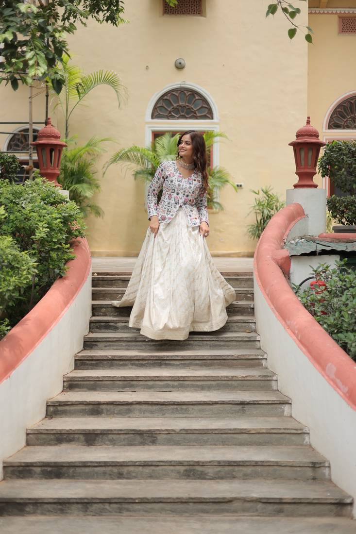 Trendy Thread & Sequins Embroidered Lehenga Set
