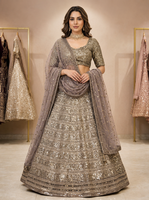 Sequins Leheng Heavy Embroidered Wedding Wear LehElegant Festive Wear Lehenga Choli Partywear Designer Lehenga Set 2