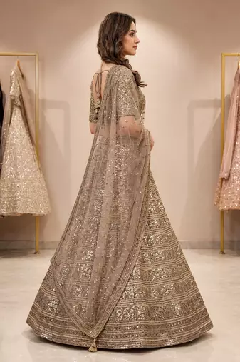 Sequins Leheng Heavy Embroidered Wedding Wear LehElegant Festive Wear Lehenga Choli Partywear Designer Lehenga Set