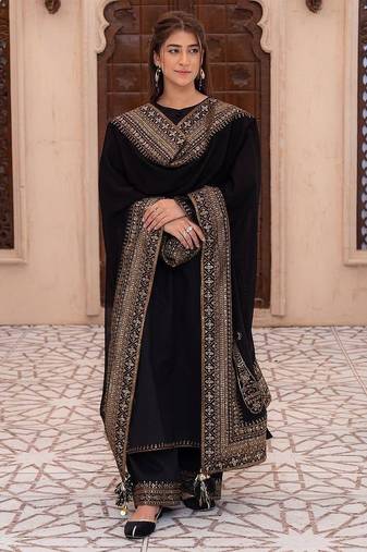 Black silk  party wear embroidery  pants suit set