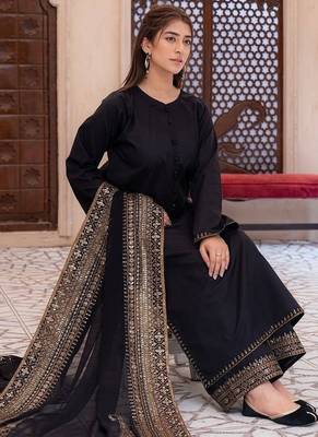 Black silk  party wear embroidery  pants suit set 3