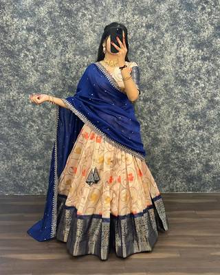 Womens Designer Floral Lehenga Choli Set with Contrast Border and Dupatta Set 3