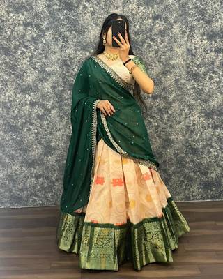 Womens Designer Floral Lehenga Choli Set with Contrast Border and Dupatta Set 1