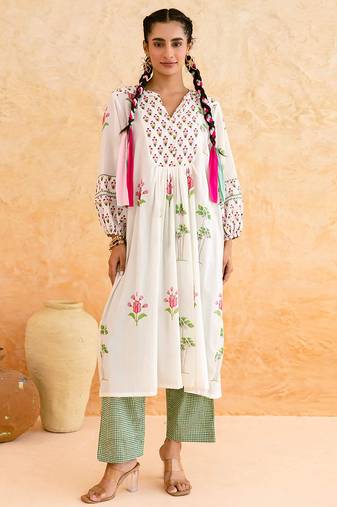 White floral printed cotton kurta set