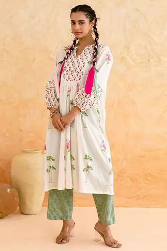 White floral printed cotton kurta set