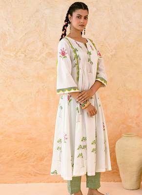 Ivory green printed cotton kurta set 4