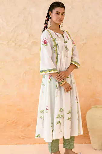 Ivory green printed cotton kurta set