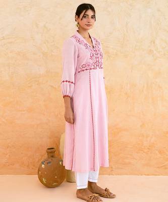 Baby pink embroidered cotton kurta set 3