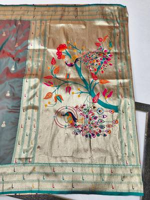 Lavender zari woven paithani silk blend saree with blouse piece 2