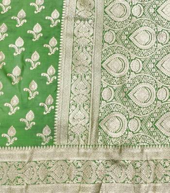 Green zari woven silk blend saree with blouse piece 5