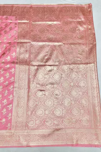 Pink zari woven silk blend saree with blouse piece