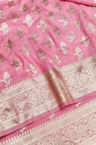 Pink zari woven silk blend saree with blouse piece