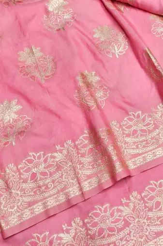 Pink zari woven silk blend saree with blouse piece