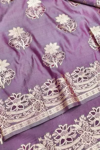 Purple zari woven silk blend saree with blouse piece
