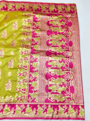 Lime zari woven silk blend saree with blouse piece 2